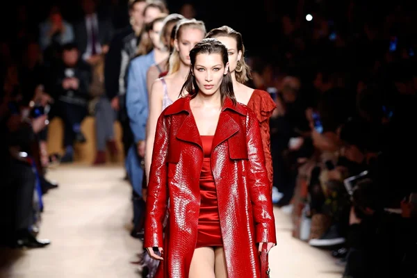 O que esperar da Roberto Cavalli com a saída de Paul Surridge?