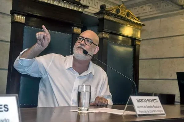 Imagem colorida, Márcio Righetti - Metrópoles