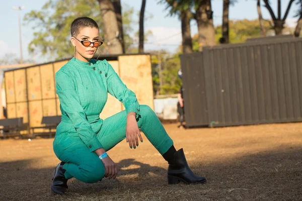 Veja os looks dos fashionistas que passaram pelo festival CoMA