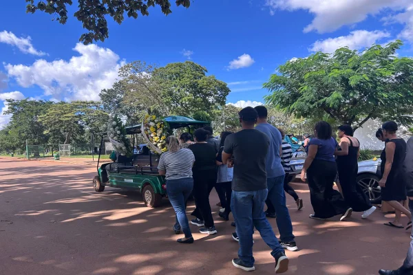 Família de homem atropelado por menina de 12 anos se despede