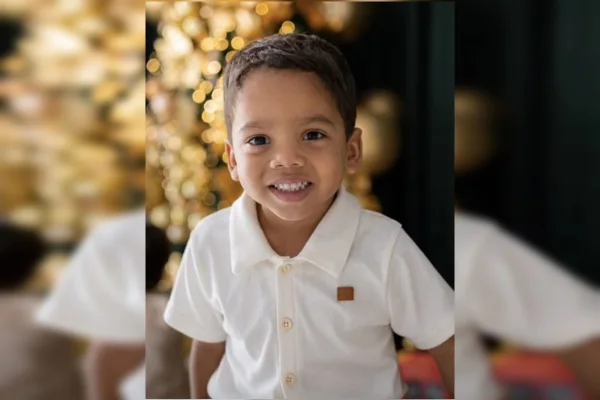 Filho de oficiala de Justiça, de 4 anos, morre ao se afogar em piscina