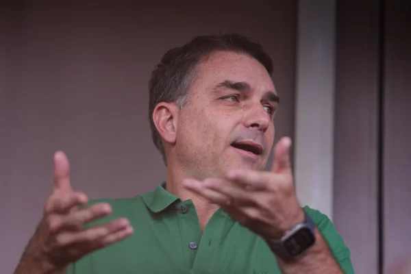 Flávio Bolsonaro é senador (PL-RJ)