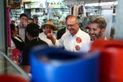Alckmin e Leandro Grass visitaram Feira de Ceilândia