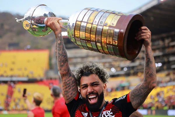 Fifa exalta Gabigol e questiona: “Será que estará no elenco da Copa?”