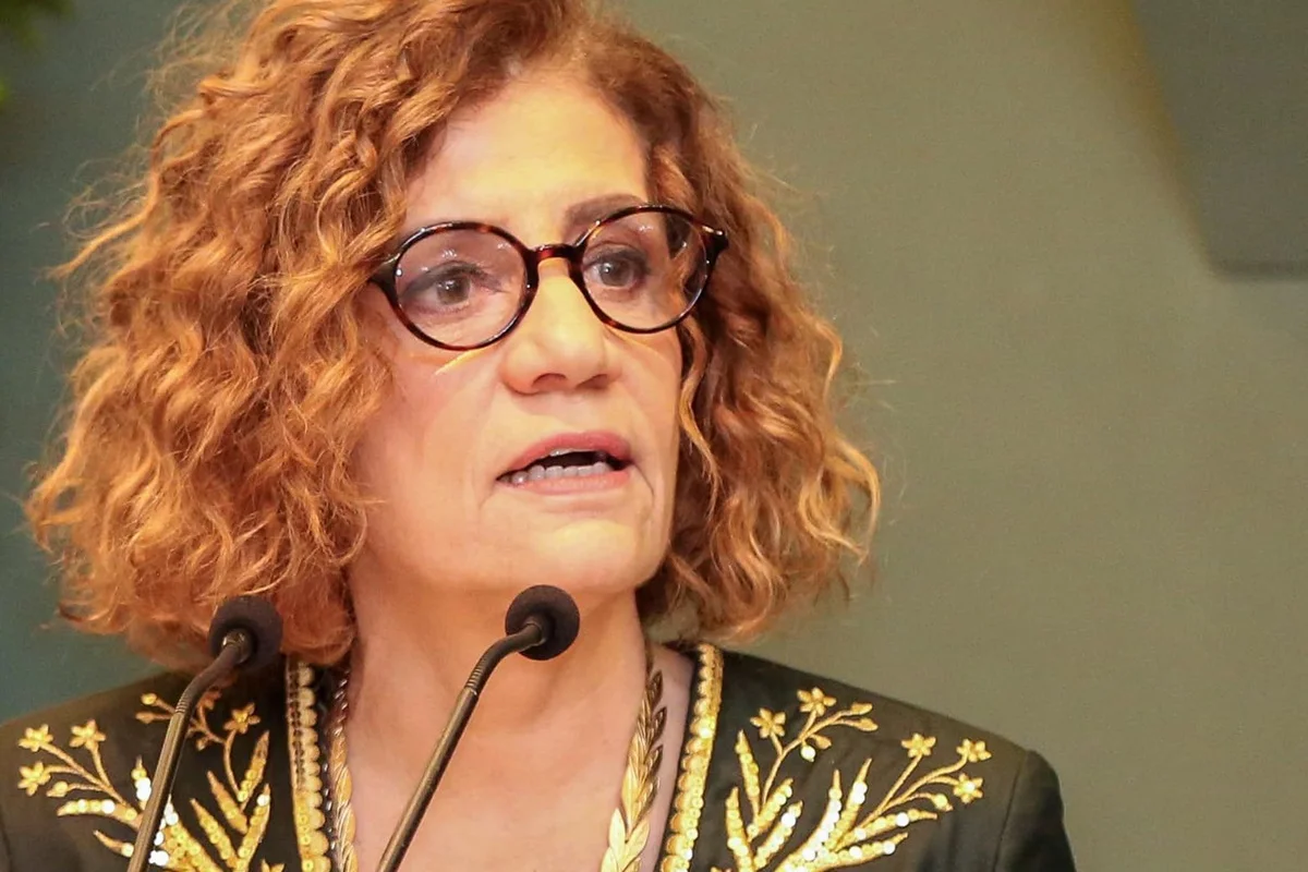 Miriam Leitão discursa na ABL Miriam Leitão discursa na ABL