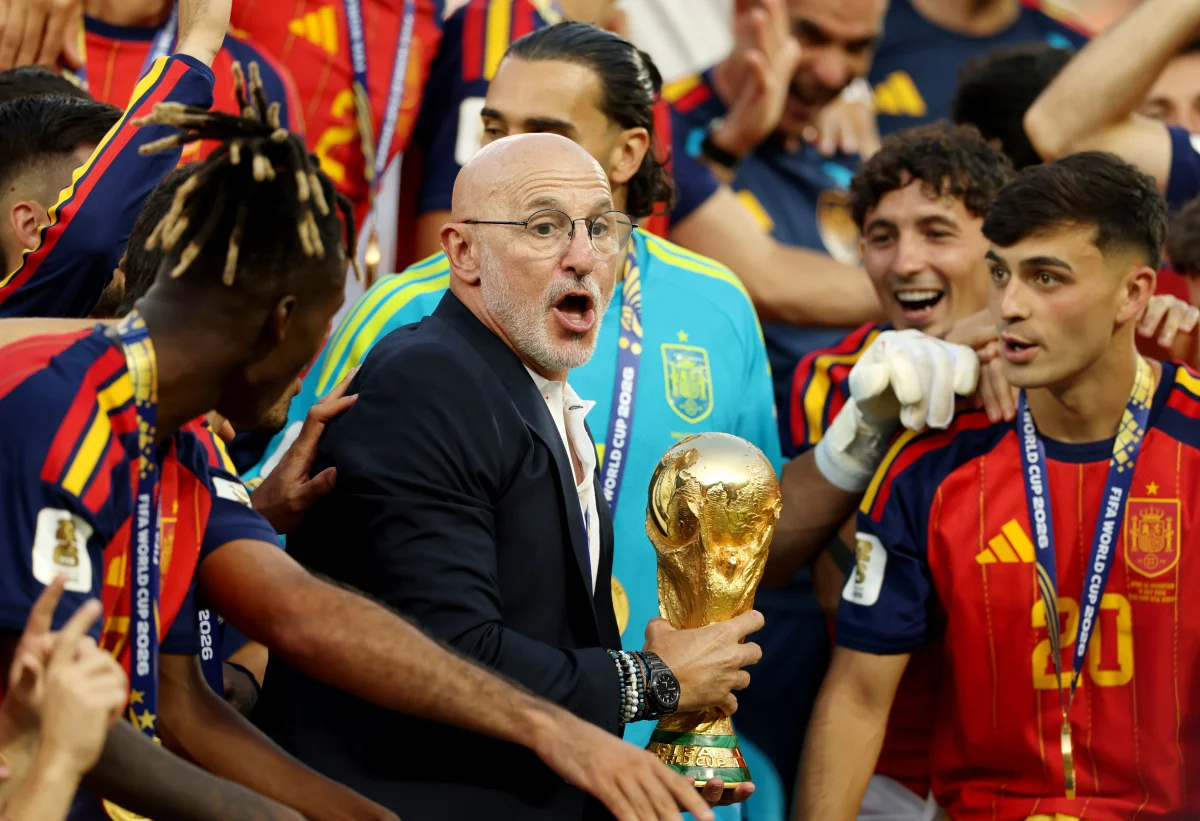 Cucurella confirma que tatuará De la Fuente após título da Copa 2026 - imagem 1 Cucurella confirma que tatuará De la Fuente após título da Copa 2026 - imagem 1