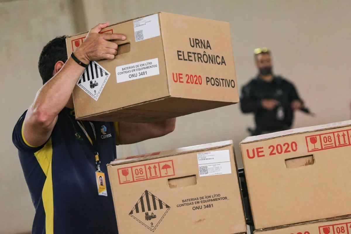 Brasil volta às urnas neste domingo para decidir entre Flávio e Lula - imagem 1 Brasil volta às urnas neste domingo para decidir entre Flávio e Lula - imagem 1