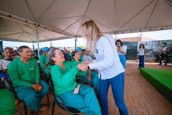 Celina mira eleitores indecisos e que não votaram: “Está nas mãos deles” - destaque galeria Celina mira eleitores indecisos e que não votaram: “Está nas mãos deles” - destaque galeria