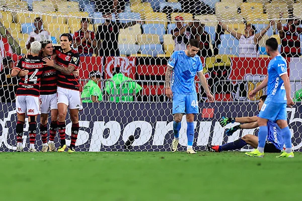 Imagem colorida de Flamengo e Bolívar - Metrópoles