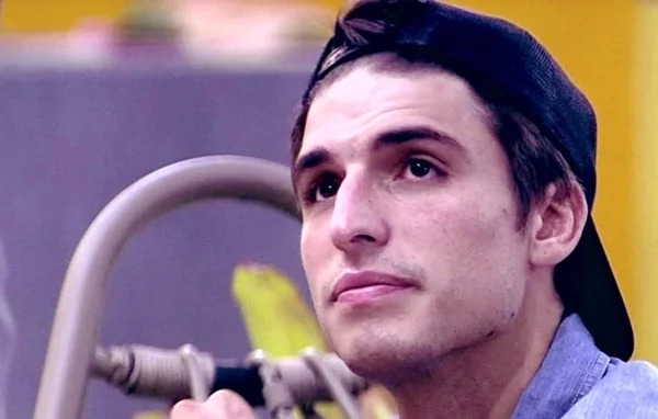 BBB20: “Primeira vez que fujo de mulher na vida”, diz Prior