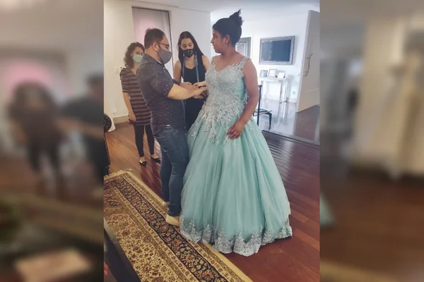 Brasilienses se reúnem para realizar festa de debutante para adolescente - destaque galeria Brasilienses se reúnem para realizar festa de debutante para adolescente - destaque galeria