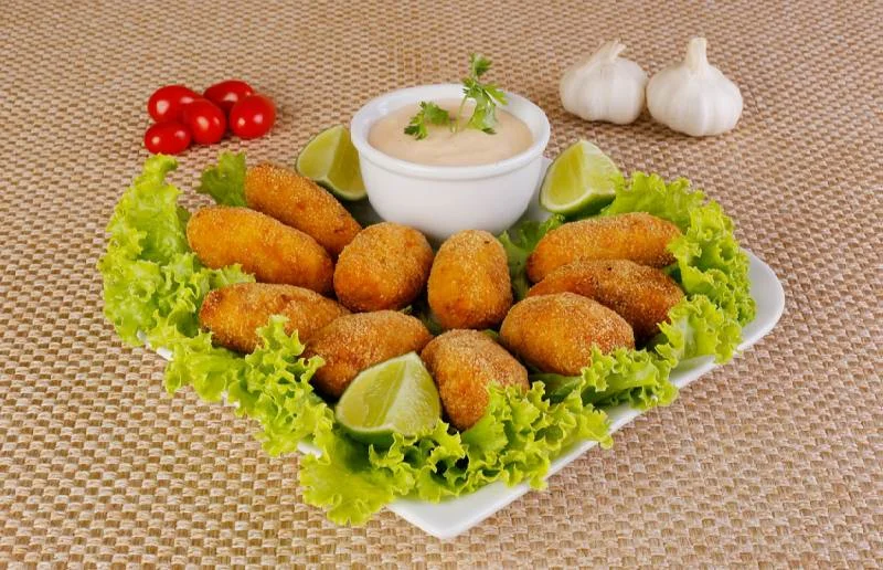 Adega da Cachaça: Bolinho do Sertão (bolinho de abóbora com
carne seca) Adega da Cachaça: Bolinho do Sertão (bolinho de abóbora com
carne seca)