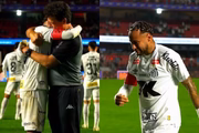 Neymar chorou no ombro de Fernando Diniz após o jogo. Neymar chorou no ombro de Fernando Diniz após o jogo.