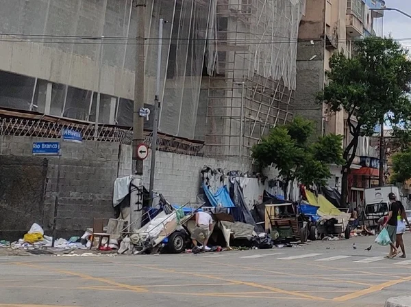Ao menos 1.350 famílias foram removidas de casa na pandemia em São Paulo