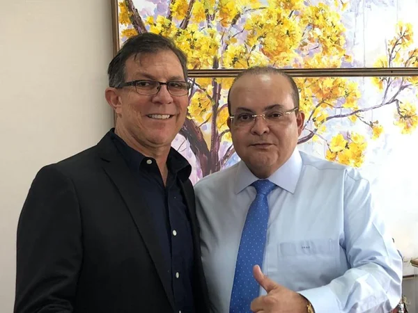 “Lúcido e com muita disposição”, diz Ibaneis sobre visita de Alírio