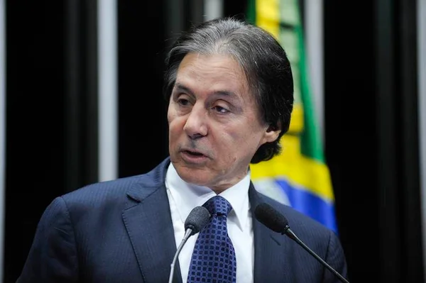 Eunício diz que vai tentar votar MP do diesel nesta quarta-feira (5)