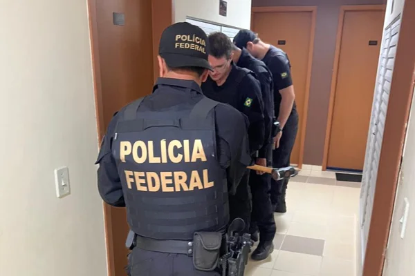 PF: Reis do Skunk traficam “malas contaminadas” em aeroporto