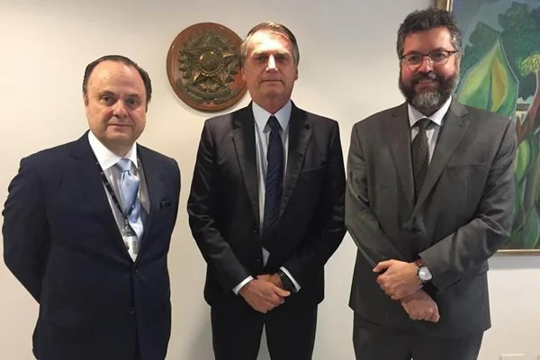 Mais uma baixa: presidente da Apex é demitido após disputa de poder