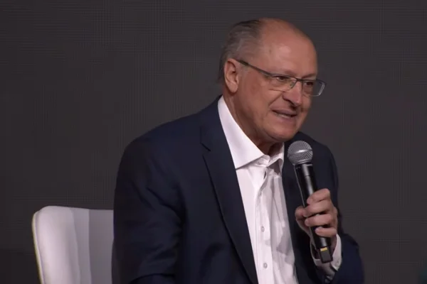 Imagem de Geraldo Alckmin (PSB), vice-presidente da República e ministro do Desenvolvimento, Indústria, Comércio e Serviços - Metrópoles