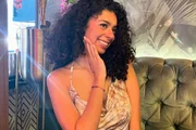 Amber Marie, namorada de Camilly Victória, posa sorridente para as redes sociais