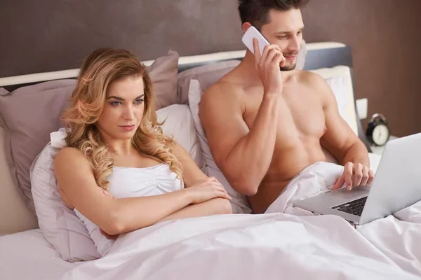 60% dos casais brasileiros dedicam uma hora por dia ao relacionamento
