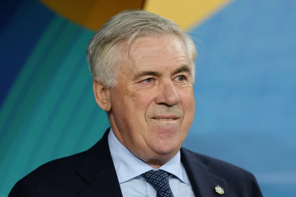 Foto colorida de Carlo ANcelotti - Metrópoles