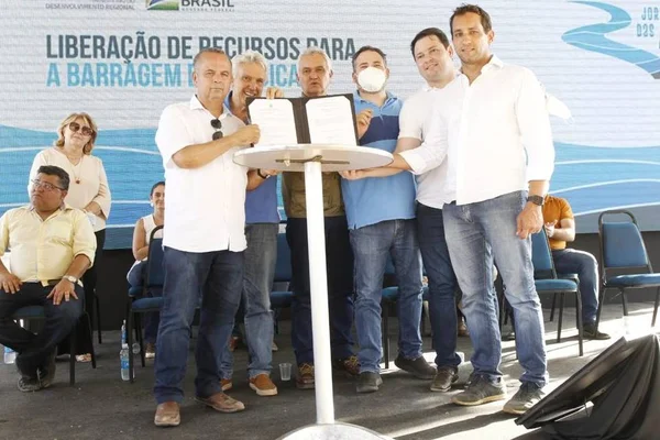 Barragem de Oiticica