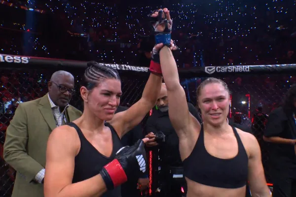 MMA: Ronda Rousey finaliza Gina Carano com 17 segundos de luta