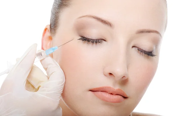 Descubra todas as curiosidades acerca do famoso Botox