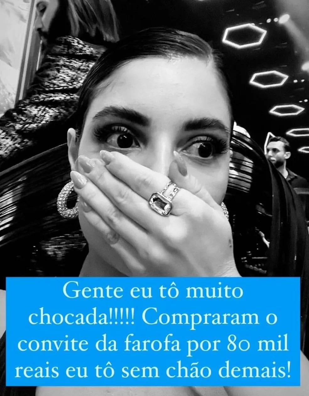 Gkay se mostrou chocada pelo valor arrematado de dois ingressos para a Farofa da Gkay Gkay se mostrou chocada pelo valor arrematado de dois ingressos para a Farofa da Gkay
