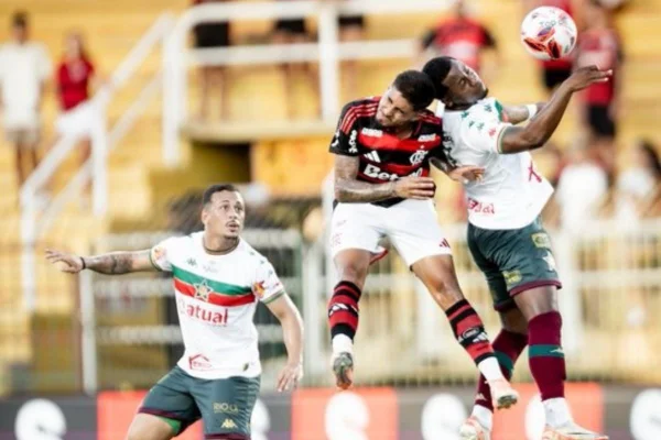 Flamengo estreia com empate contra a Portuguesa-RJ no Carioca