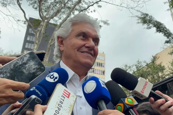 Polarização pode levar Brasil a “crise inimaginável”, diz Caiado em SP - destaque galeria