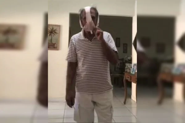 Vídeo: secretário usa calcinha como máscara e brinca com mortos em MS