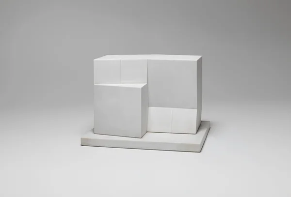 É quarta-feira! Mostra com arte escultural de Sergio Camargo faz de Brasília o mais importante polo de arte no Brasil
