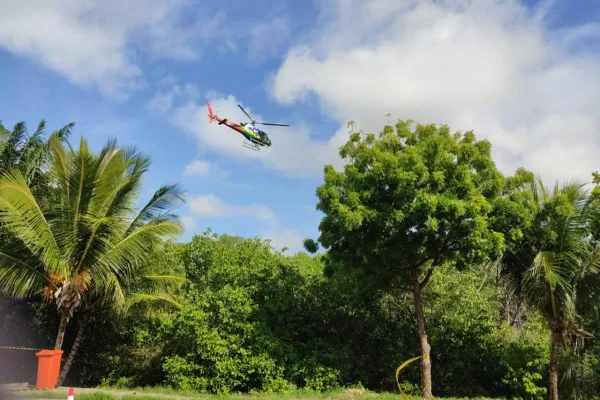Bombeiros retomam buscas pelo piloto do avião que caiu em Aracaju