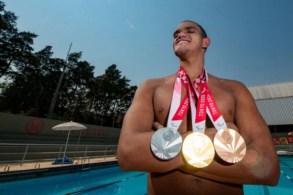 Wendell Belarmino: o jovem que brincou nas piscinas e virou campeão paralímpico