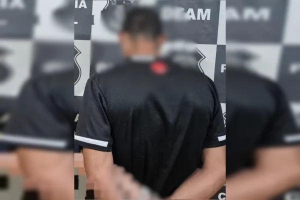 Bêbado, homem agride mulher na frente da filha no Entorno do DF