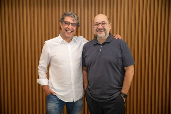 Brivia adquire 100% do capital da Heads