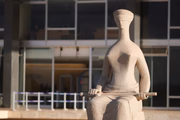 Estátua da Justiça, em frente ao Supremo Tribunal Federal Estátua da Justiça, em frente ao Supremo Tribunal Federal