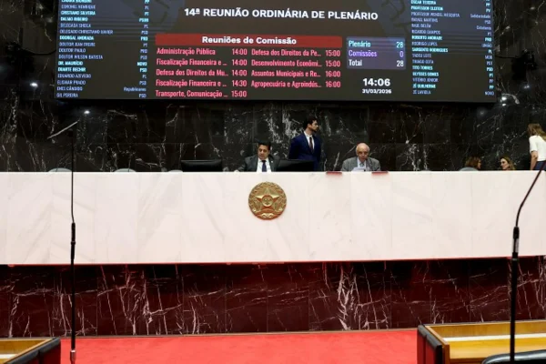 Reunião plenário da ALMG 31/3