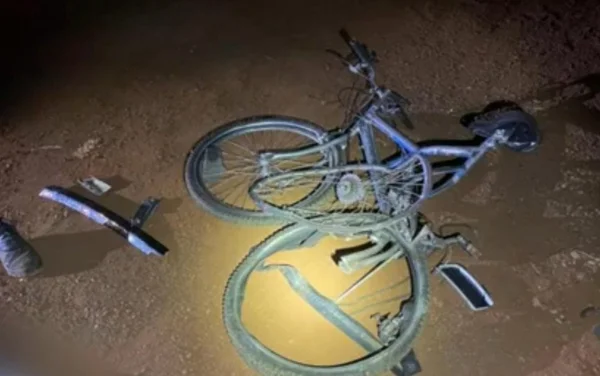 Soldador é atropelado ao voltar do trabalho de bicicleta e morre