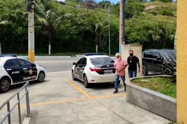 Homem é preso em Arraial do Cabo suspeito de manter mulher em cárcere privado por 26 anos