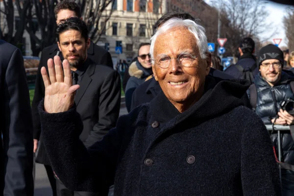 Quem era o estilista Giorgio Armani, que morreu aos 91 anos - Metrópoles