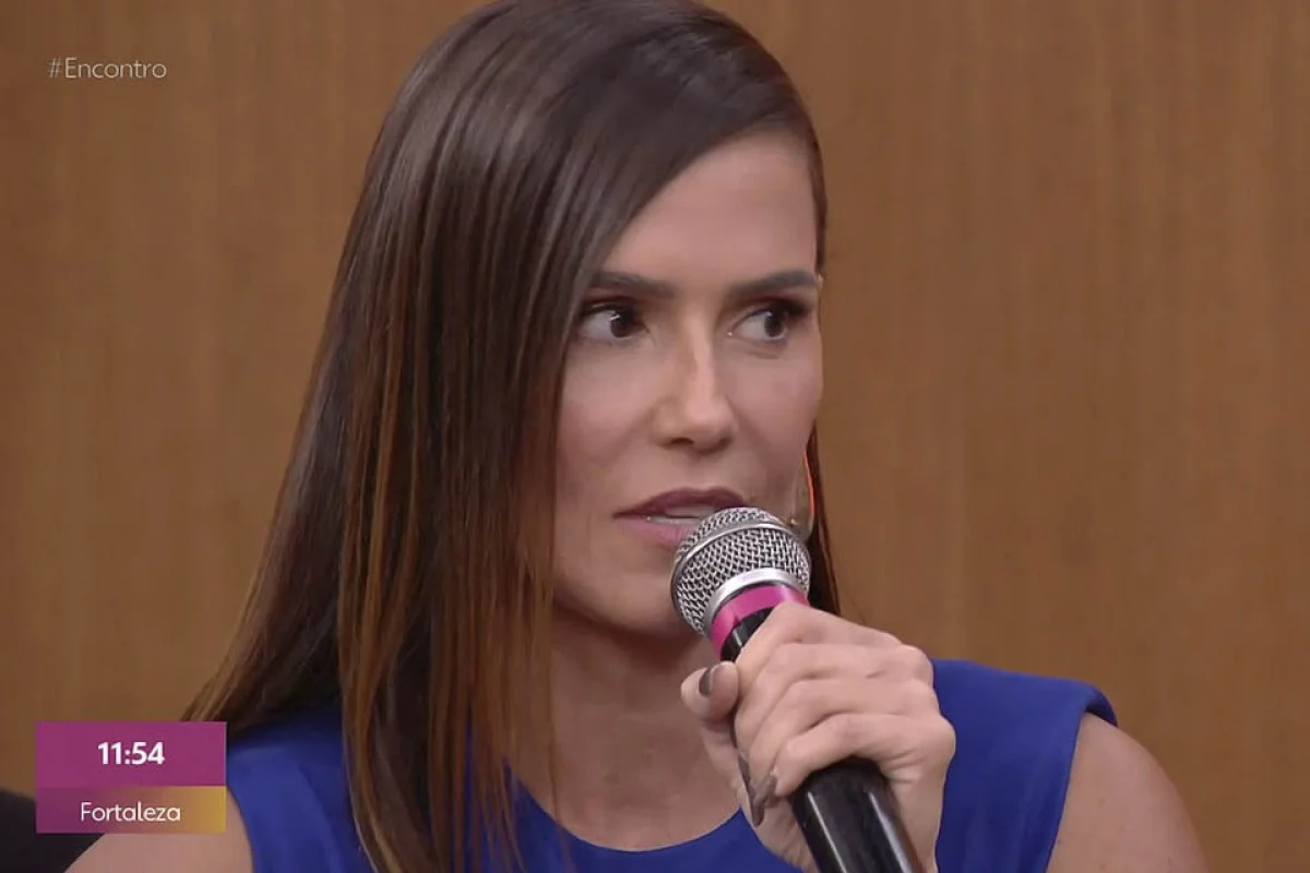 Deborah Secco hoje é casada com Hugo Moura, com quem tem Maria Flor, de 6 anos de idade Deborah Secco hoje é casada com Hugo Moura, com quem tem Maria Flor, de 6 anos de idade