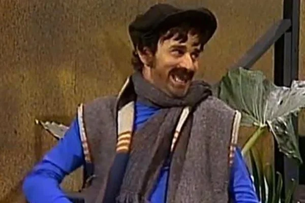Ricardo de Pascual como o Sr. Furtado em Chaves