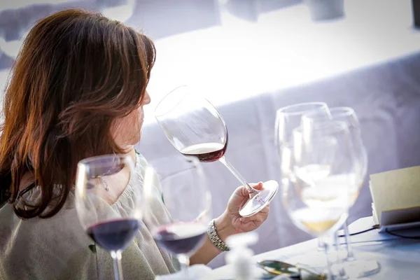 Degustação de vinhos- Histórias de Mulheres para Mulheres
