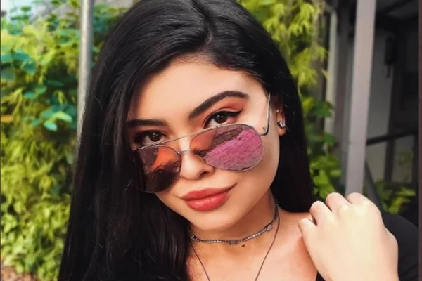 Blogueira que fala do próprio estupro no Instagram tem conta removida