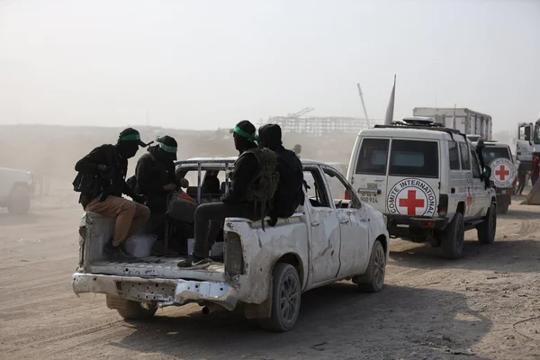 Imagem colorida mostra corpo de refém do Hamas - Metrópoles