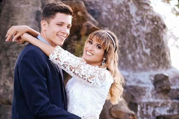 Kaio e Leticia Curado
