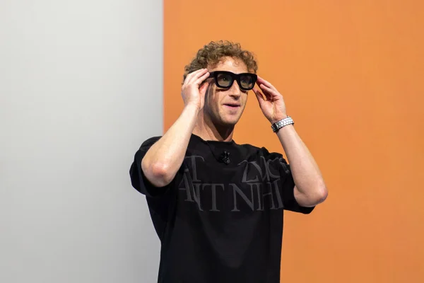 mark zuckerberg com óculos inteligentes meta ray ban